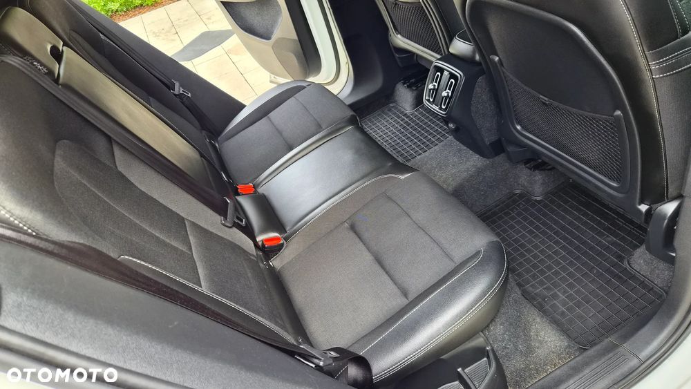 Volvo XC 40 T4 Momentum - 8