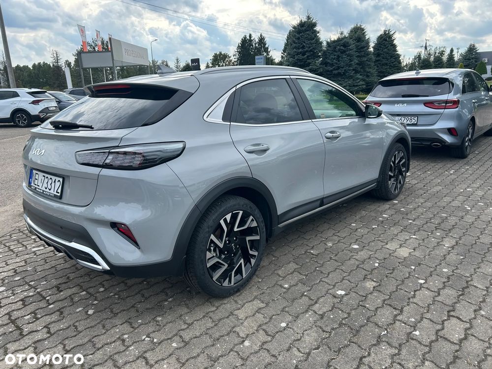 Kia XCeed 1.6 T-GDI Tribute DCT - 6