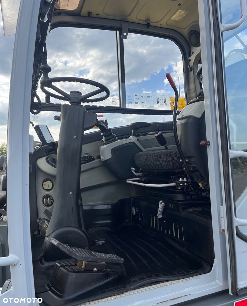 Wacker Neuson EW 100 / ROTOTILT / 4 Łyżki + Widły / Plug + Podpory / Sprowadzona / Koparka Kołowa - 22