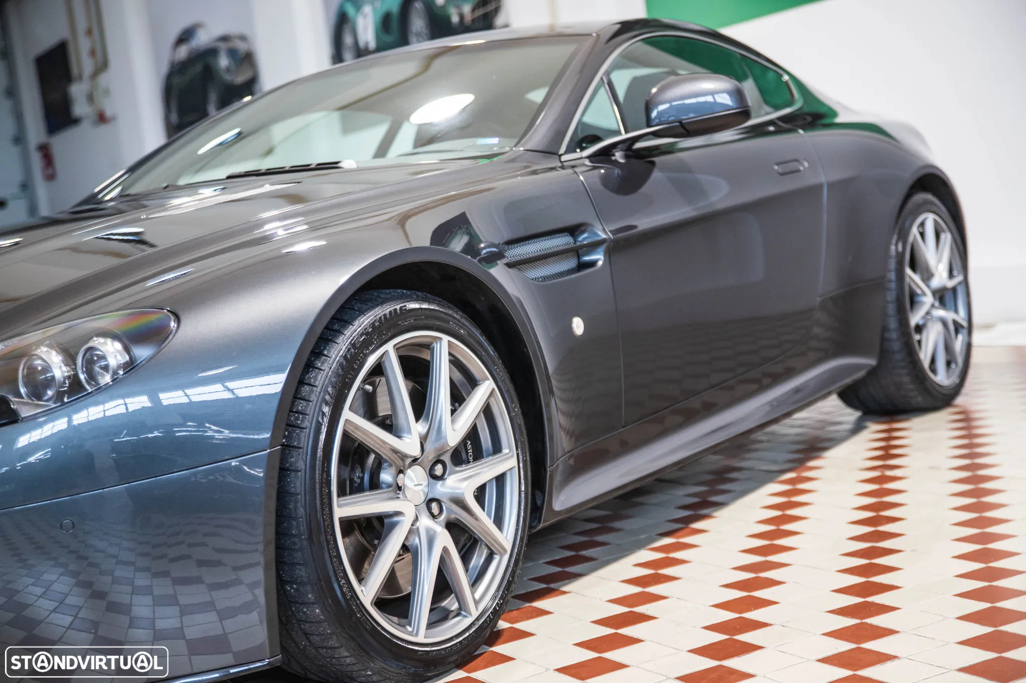 Aston Martin Vantage Coupe V8 S Sportshift - 5