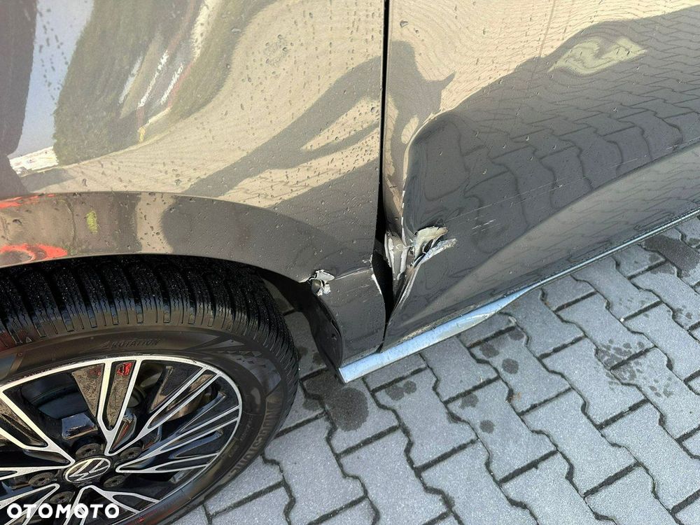 Volkswagen Multivan - 13