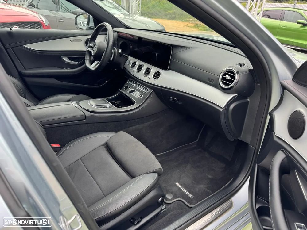 Mercedes-Benz E 300 - 24