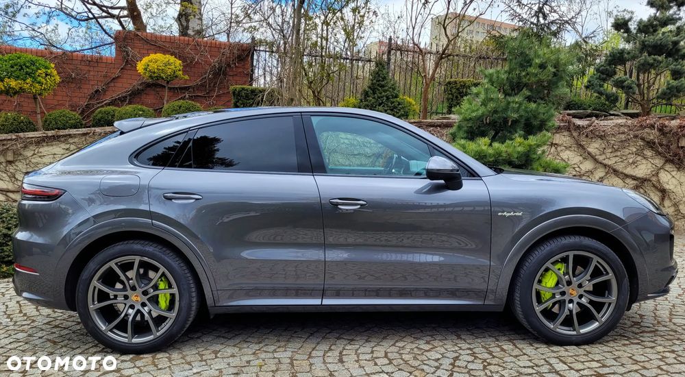 Porsche Cayenne E-Hybrid - 5