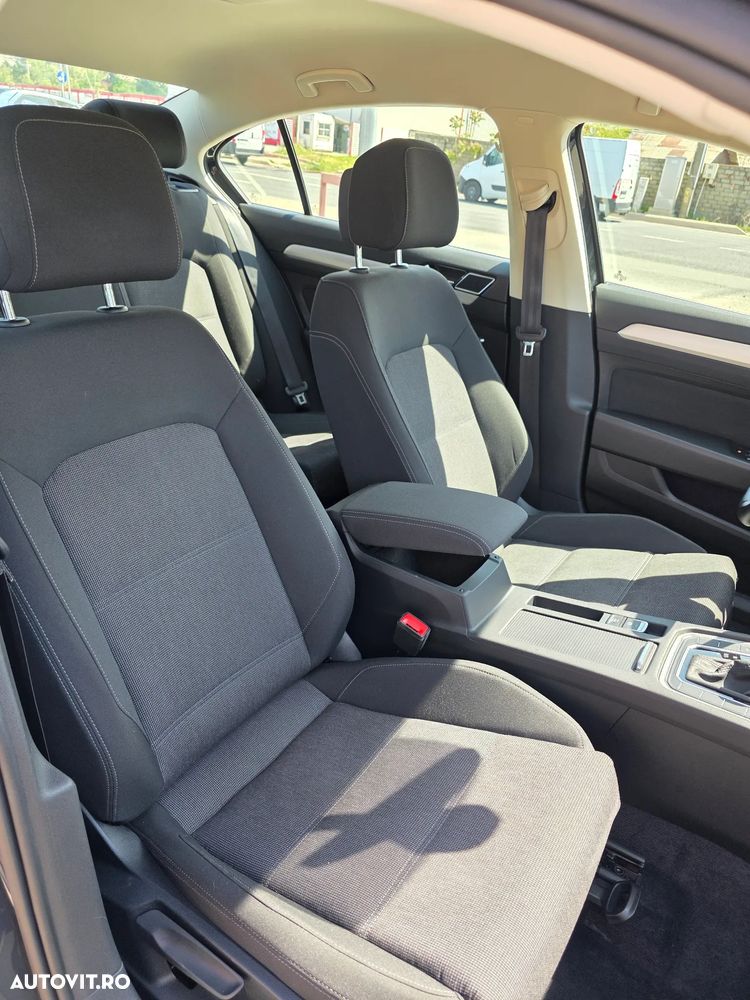 Volkswagen Passat 1.5 TSI ACT DSG Comfortline - 15