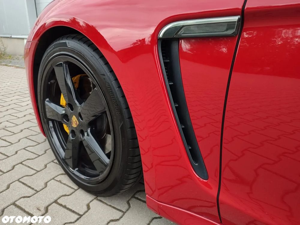 Porsche Panamera 4S - 7