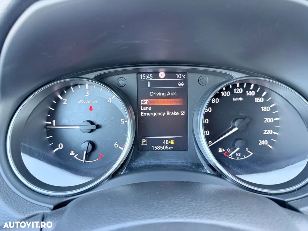 Nissan Qashqai 1.6 DCI Xtronic TEKNA+ - 11
