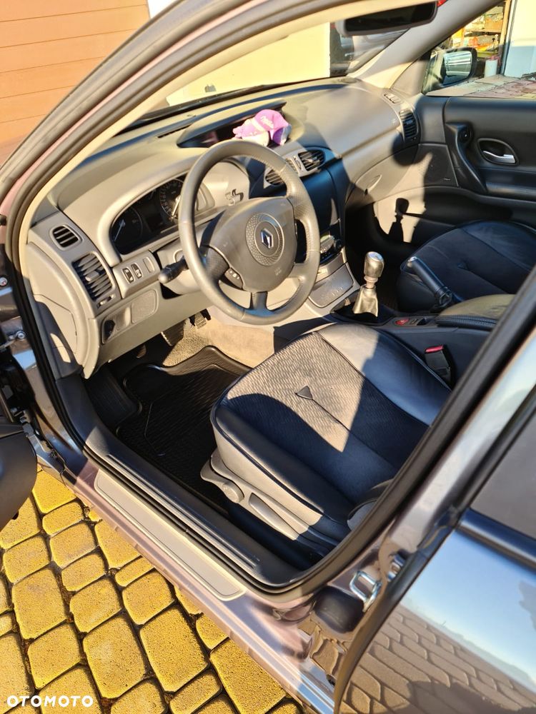 Renault Laguna 1.9 dCi Privilege - 6