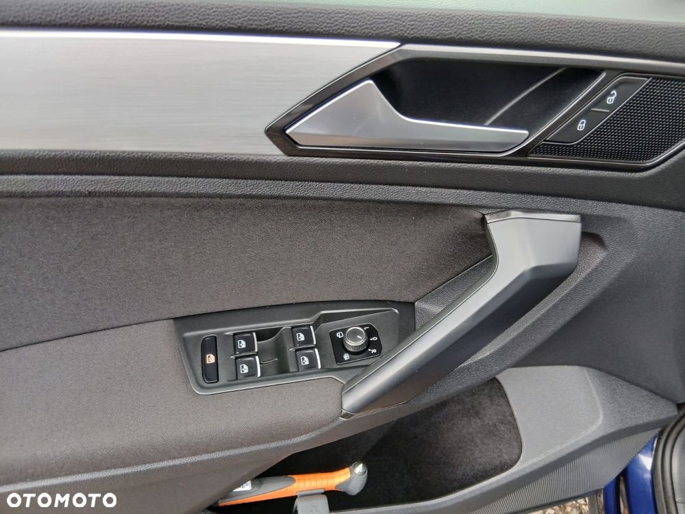 Volkswagen Tiguan - 17