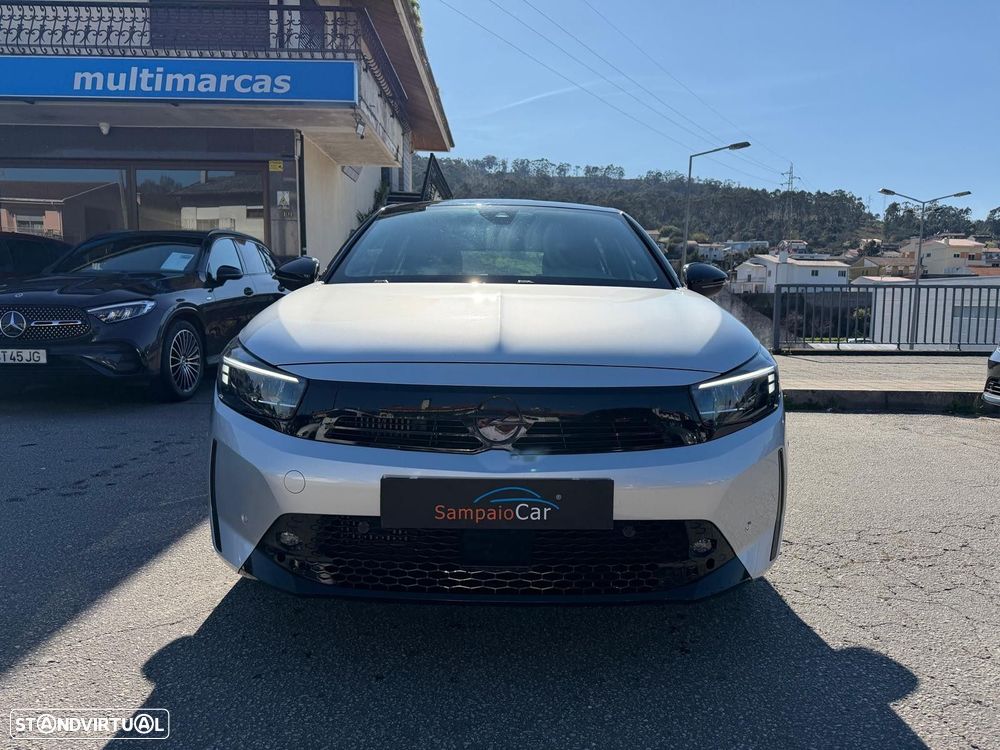 Opel Corsa 1.2 T GS - 2