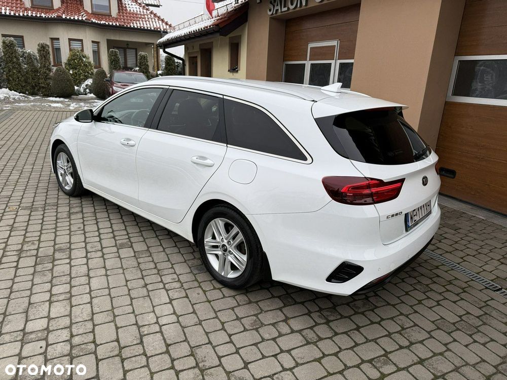 Kia Ceed 1.4 T-GDI L Business Line Plus DCT - 10