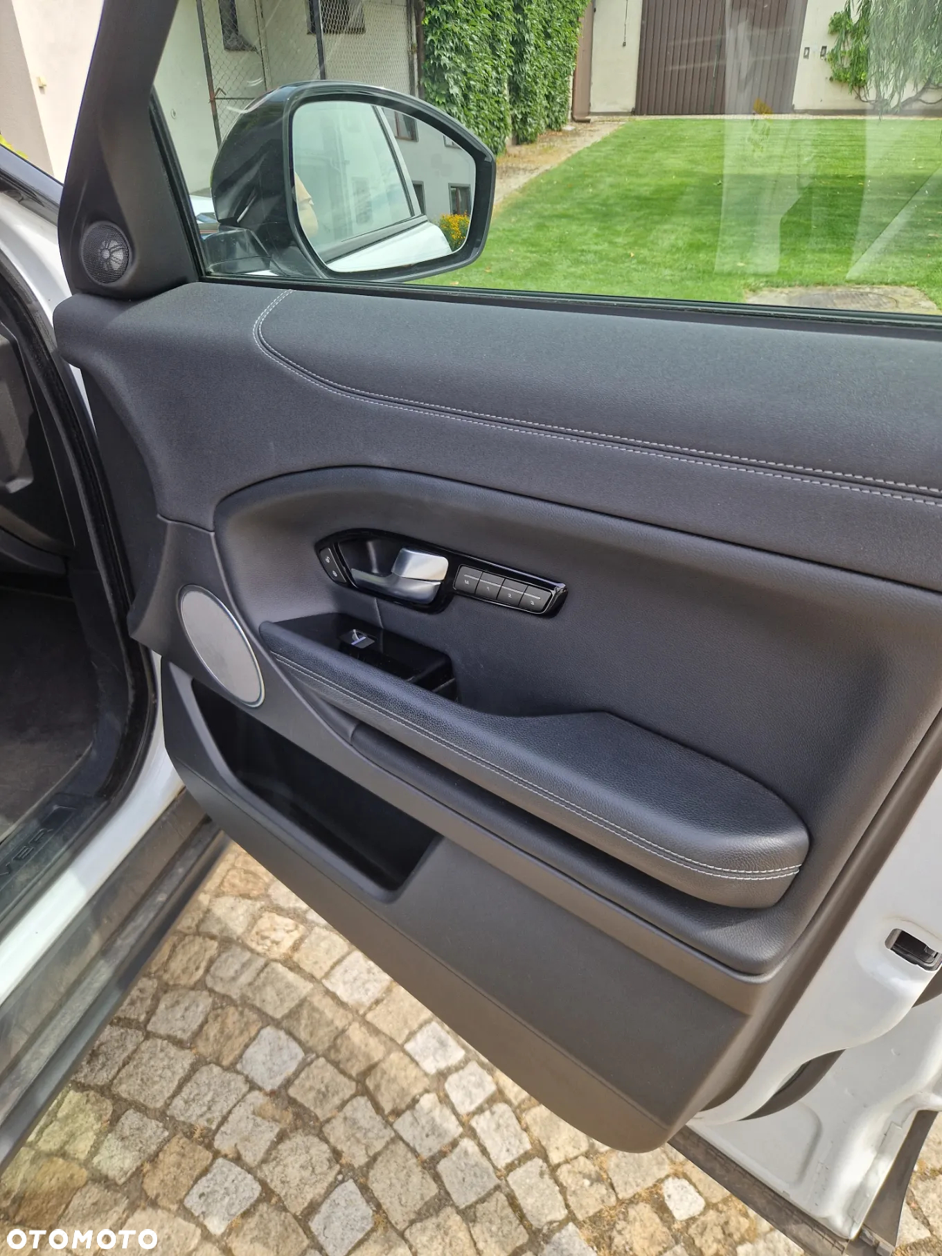 Land Rover Range Rover Evoque - 18