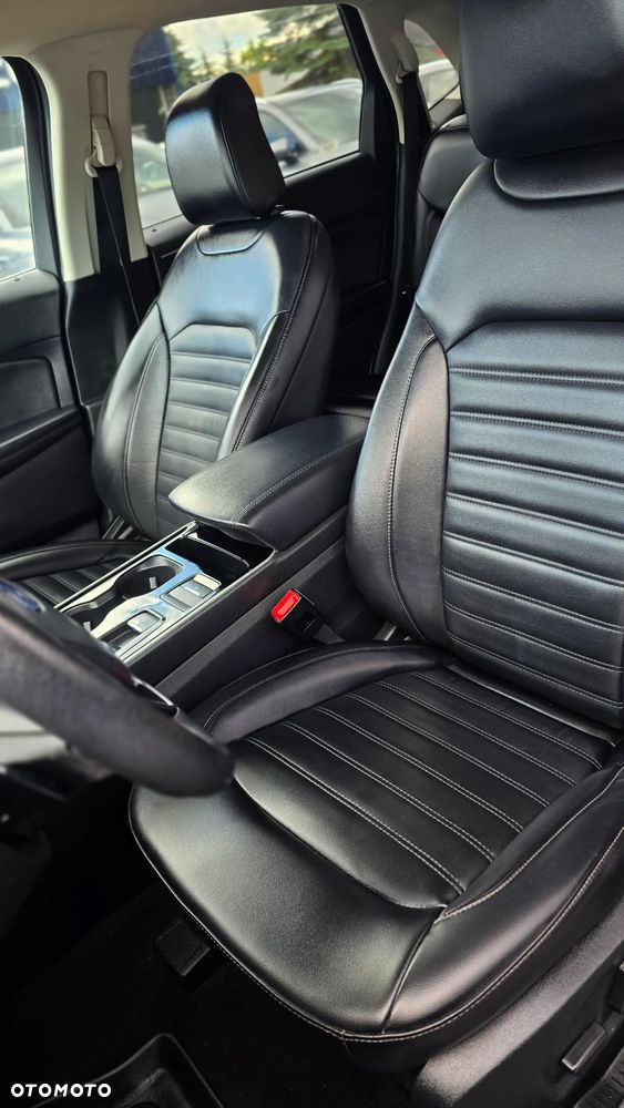 Ford Edge - 11
