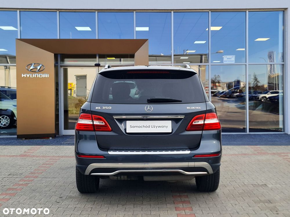Mercedes-Benz ML 350 BlueTec 4-Matic - 5