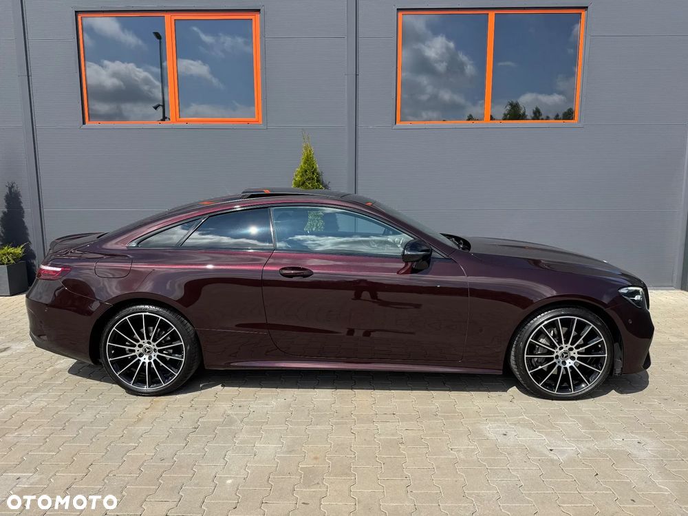 Mercedes-Benz Klasa E 300 d 4Matic 9G-TRONIC AMG Line - 33