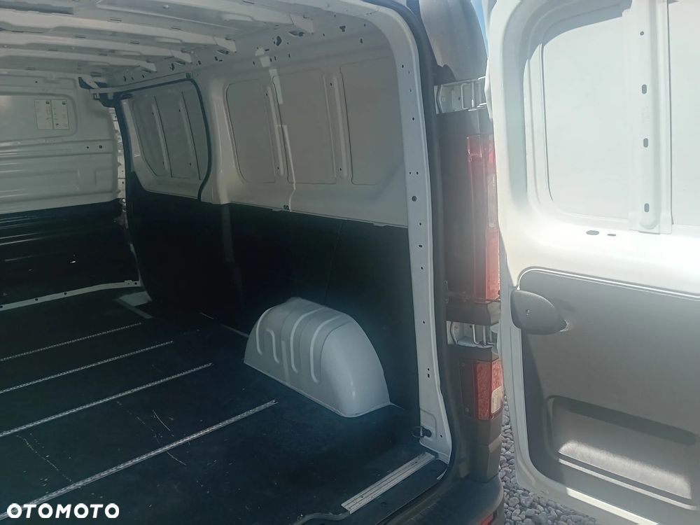 Renault Trafic - 11