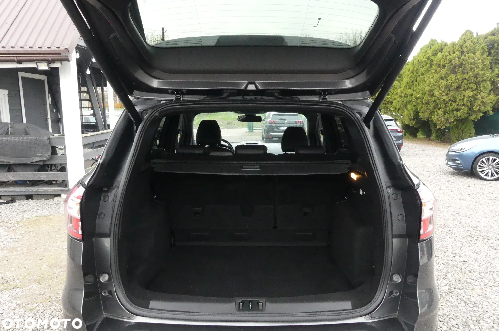 Ford Kuga 2.0 TDCi FWD ST-Line - 9