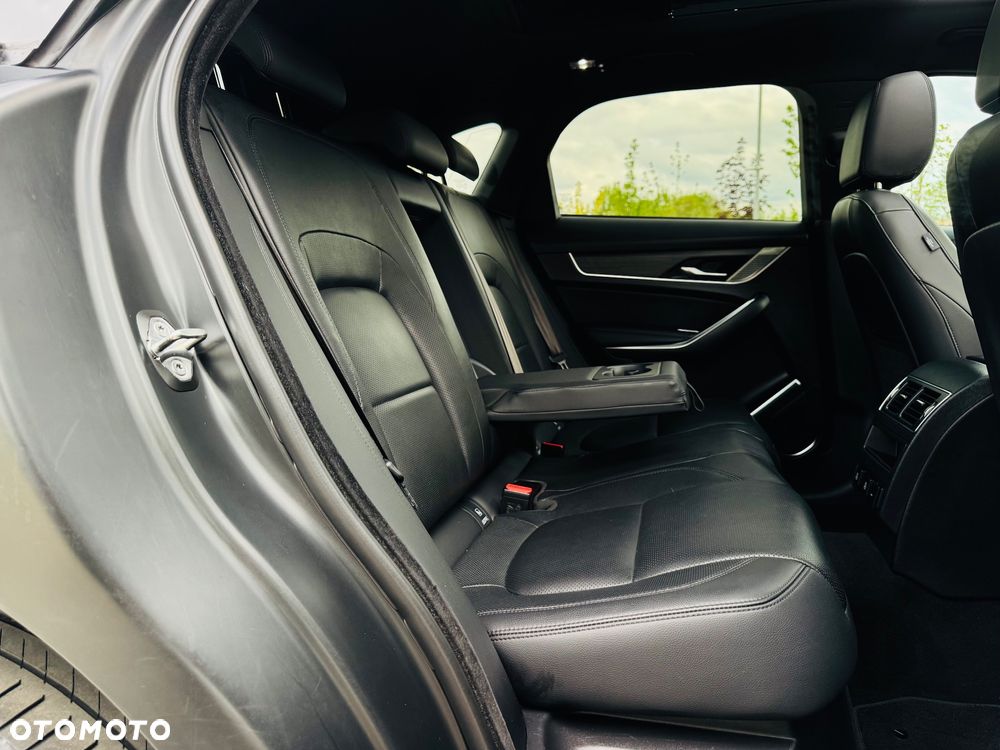 Jaguar F-Pace D200 AWD R-Dynamic HSE - 28