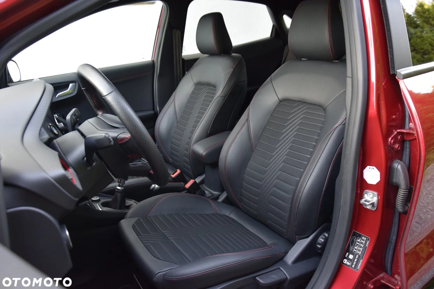 Ford Puma 1.0 EcoBoost Hybrid ST-LINE X DESIGN - 24