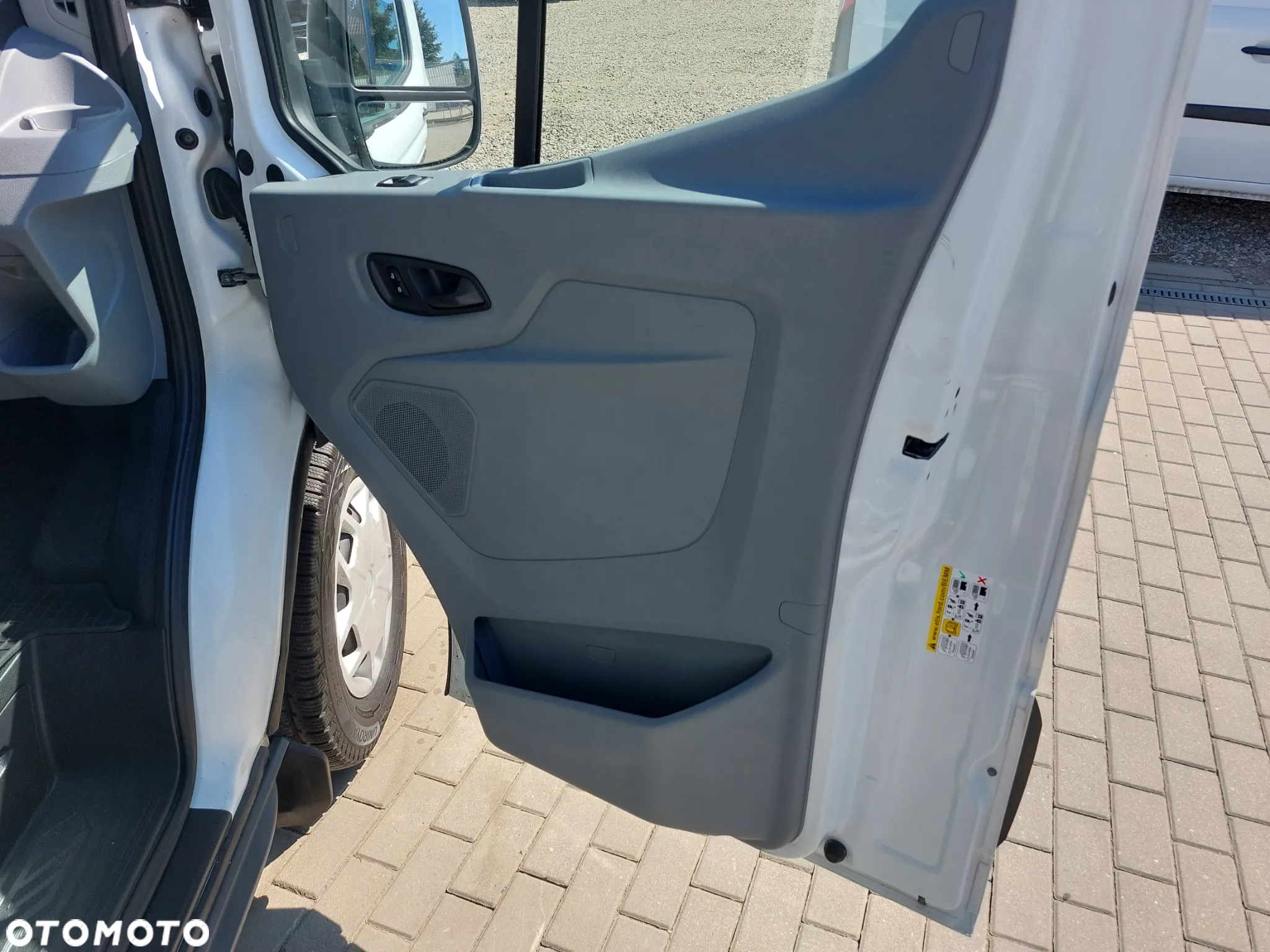 Ford Transit - 19
