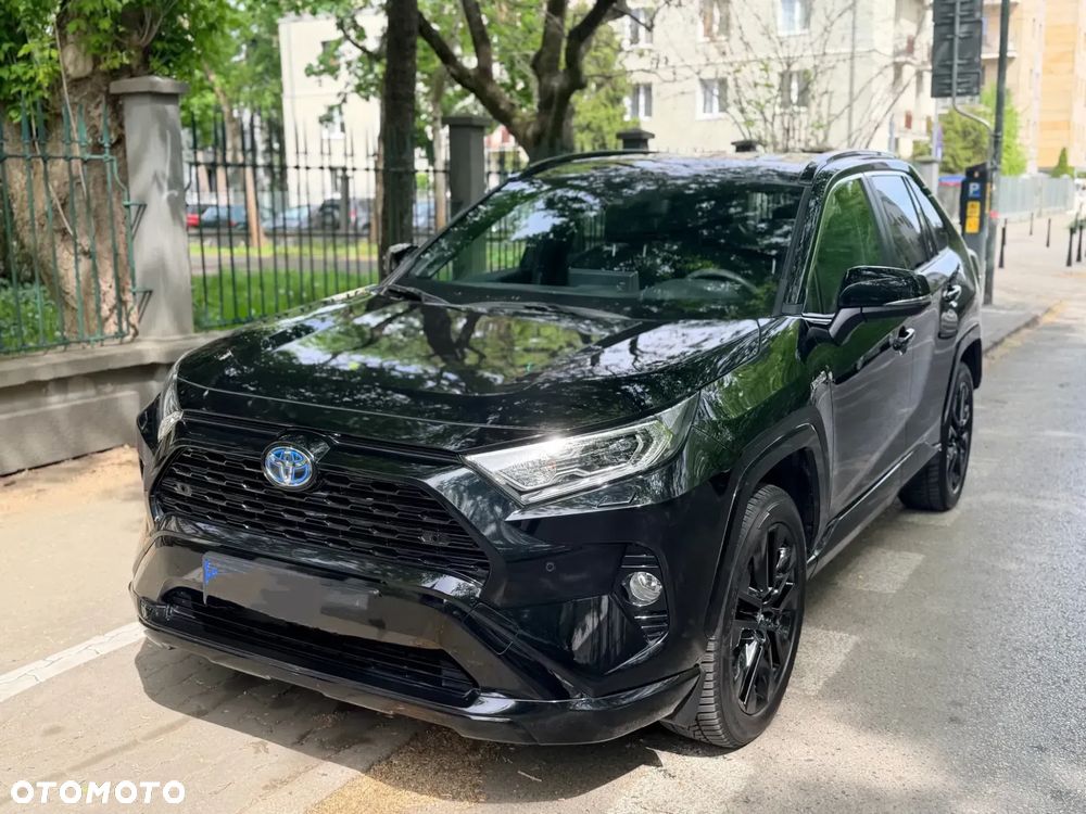 Toyota RAV4 - 1