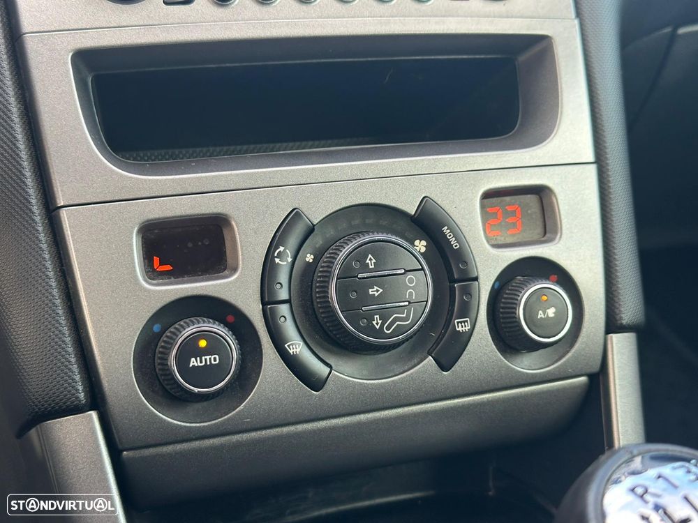 Peugeot 308 SW 1.6 HDi Sport CVM6 - 22