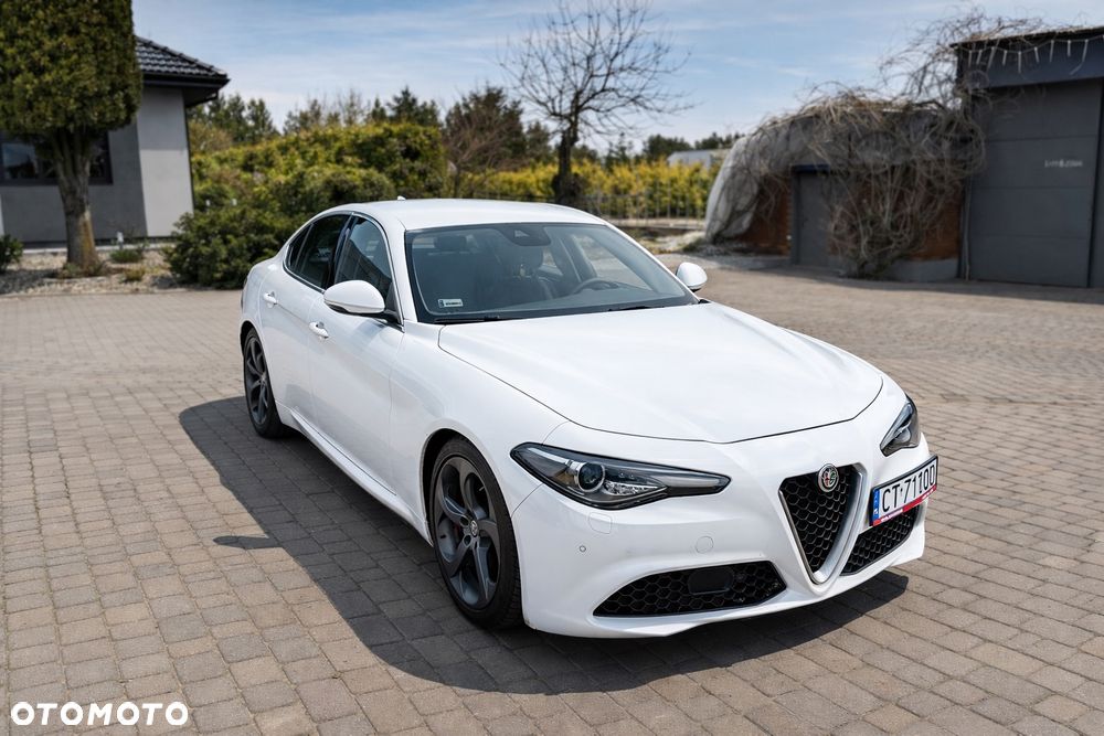 Alfa Romeo Giulia 2.2 D Turbo Super - 1