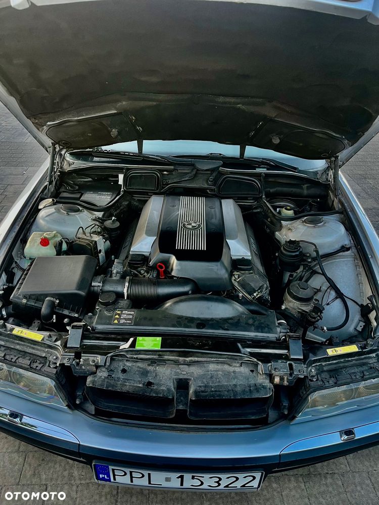 BMW Seria 7 735i L - 27