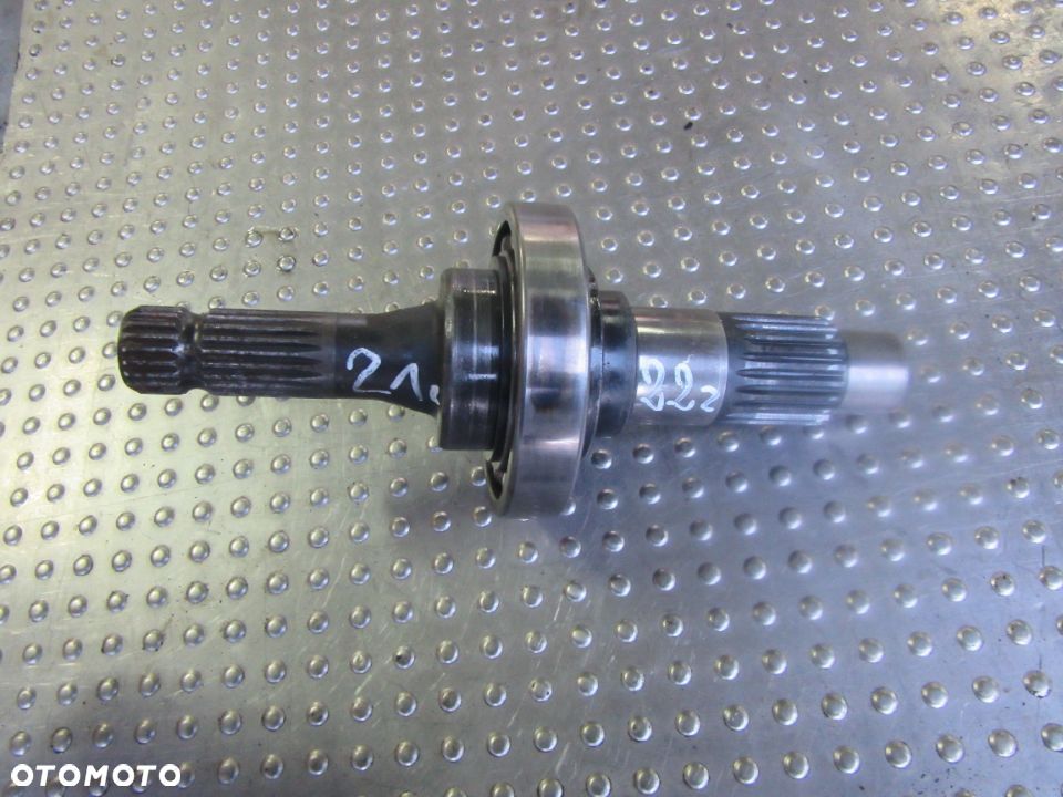 Wałek WOM PTO 1000 RPM 9840406 9843942 New Holland 8970 8870 8770 8670 Ford G240 G210 G190 G170 - 1