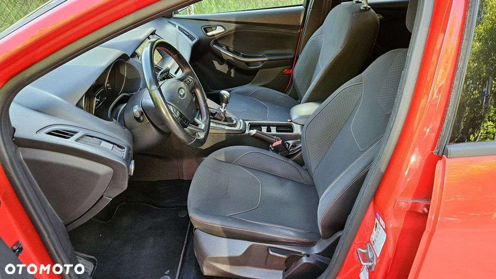 Ford Focus 1.5 EcoBoost STart-Stopp-System ST-LINE - 21