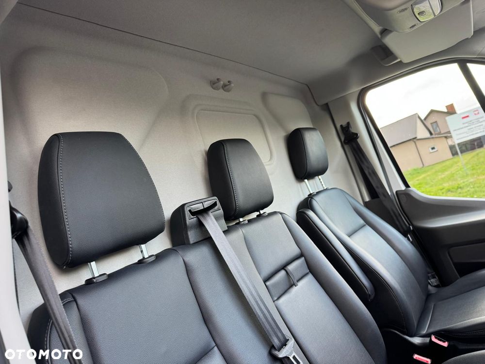 Ford Transit - 15
