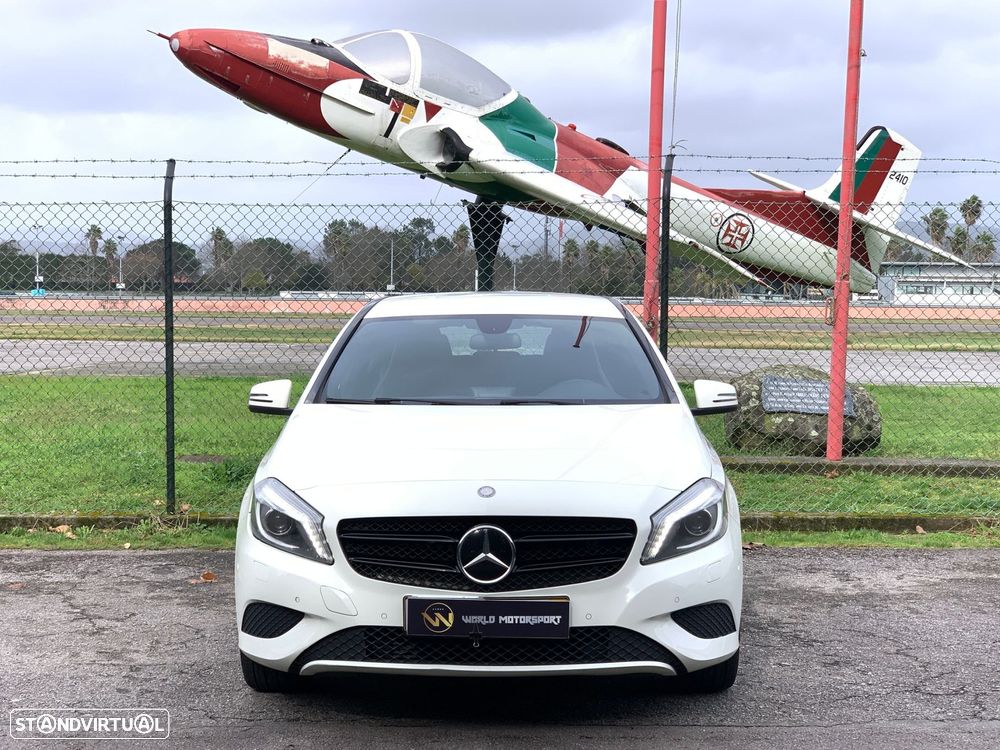 Mercedes-Benz A 180 d AMG Line - 2