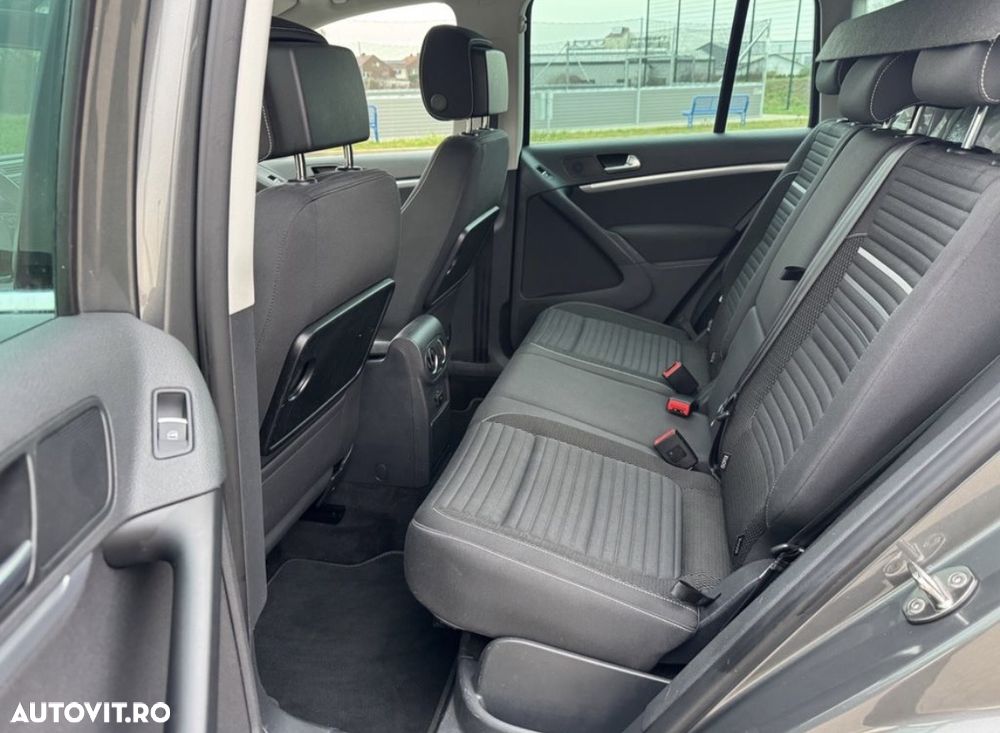 Volkswagen Tiguan 2.0 TDI DPF 4Motion BlueMotion Technology DSG Sport & Style - 15