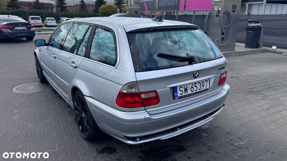 BMW Seria 3 330xd - 14