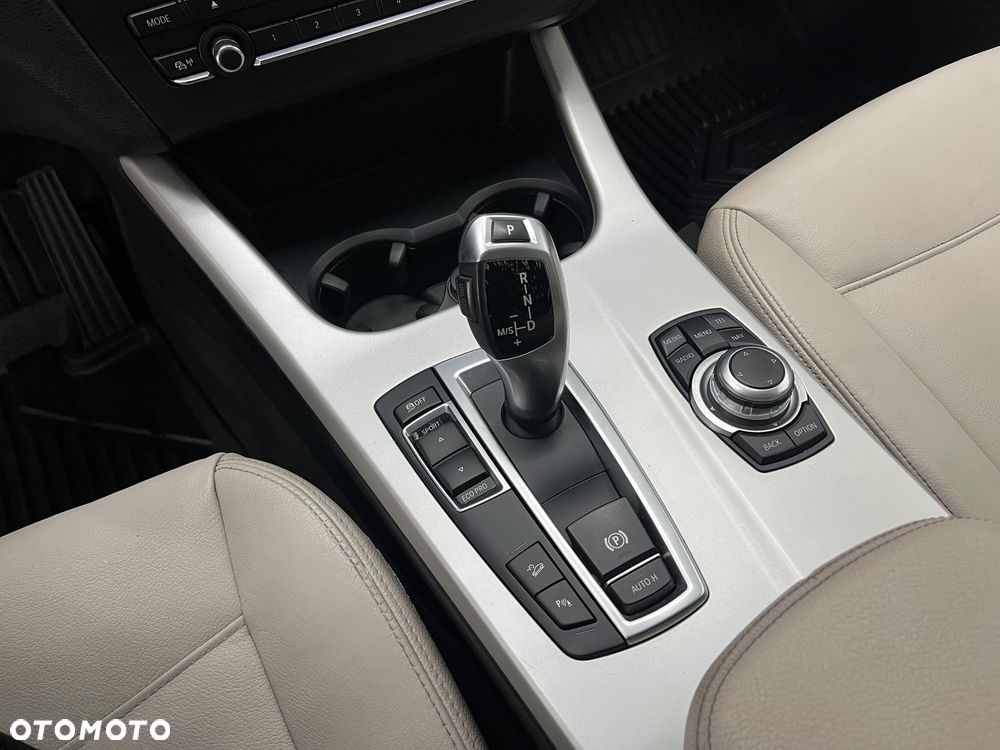 BMW X3 xDrive20d - 10