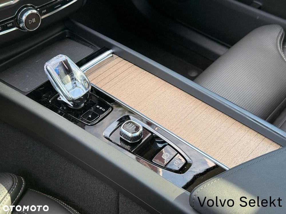 Volvo XC 60 - 35