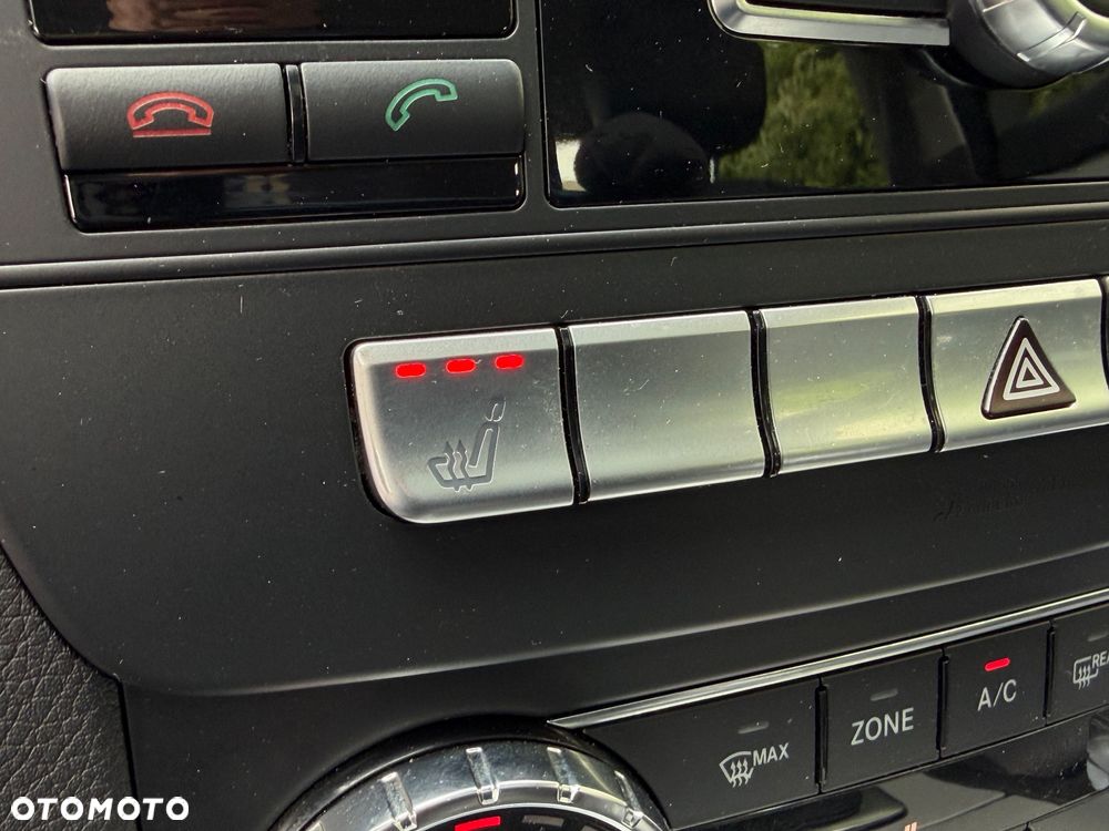 Mercedes-Benz Klasa C 250 CGI Automatik BlueEFFICIENCY Avantgarde - 33