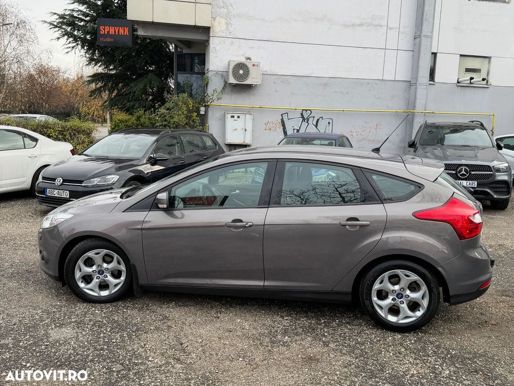Ford Focus - 4