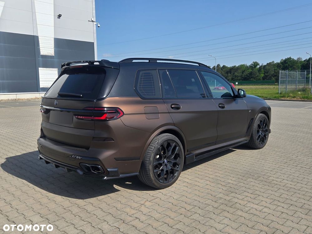 BMW X7 xDrive40d mHEV Individual Edition sport - 27