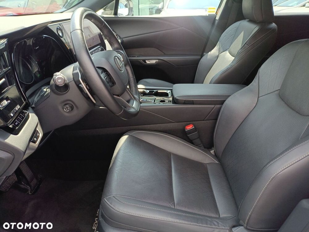 Lexus RX - 20