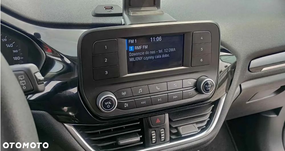 Ford Fiesta 1.1 COOL&CONNECT - 17