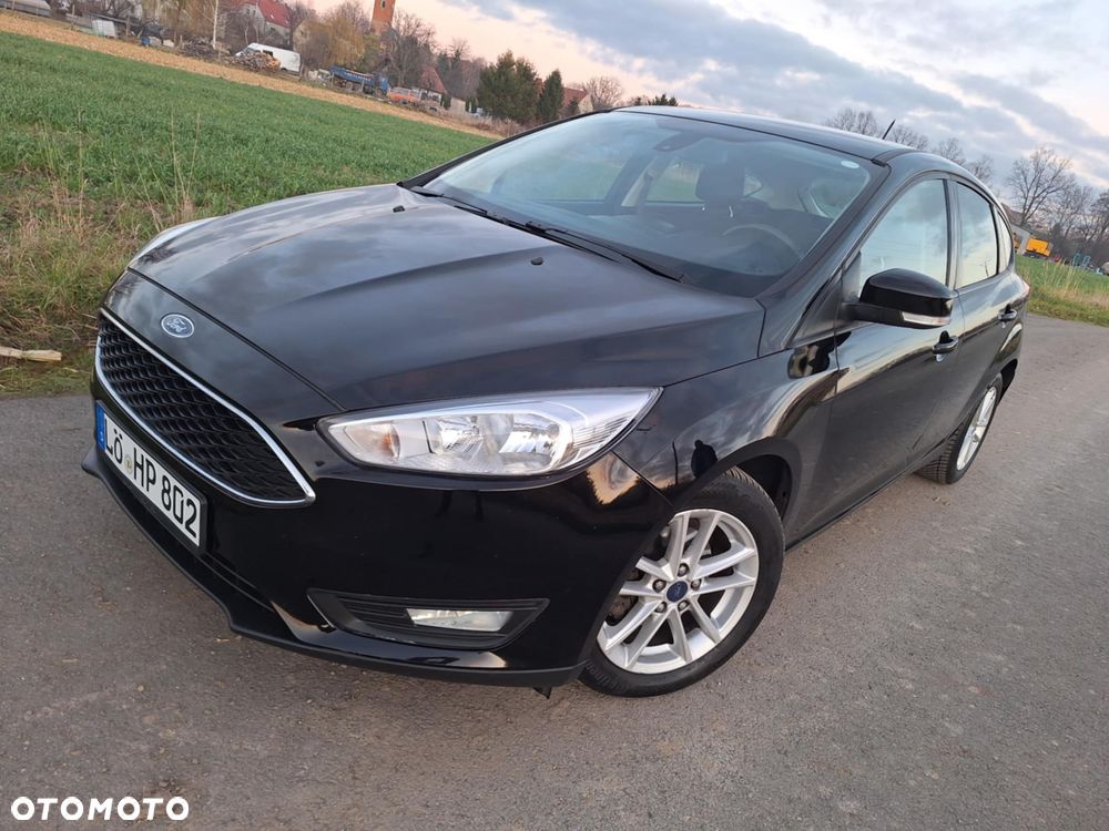 Ford Focus 1.0 EcoBoost STart-Stopp-System TITANIUM - 1