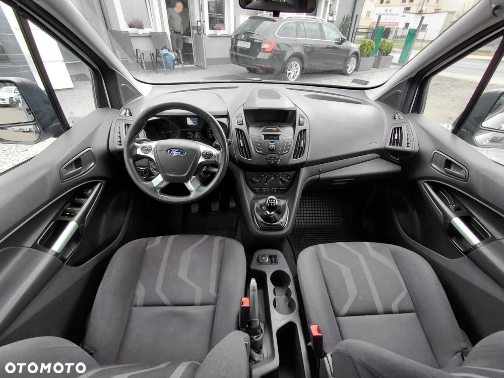 Ford Tourneo Connect - 21