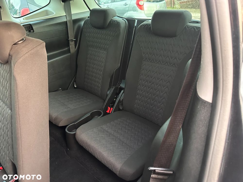 Opel Zafira - 26