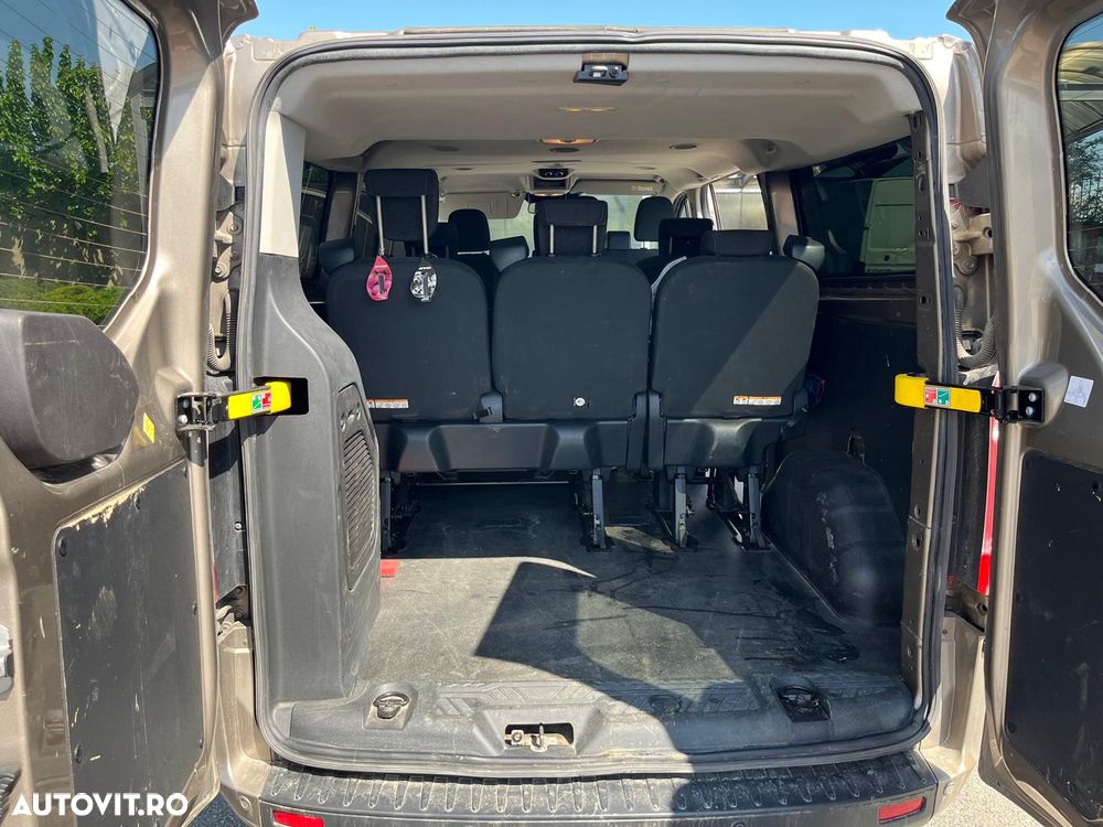 Ford Tourneo Custom - 6