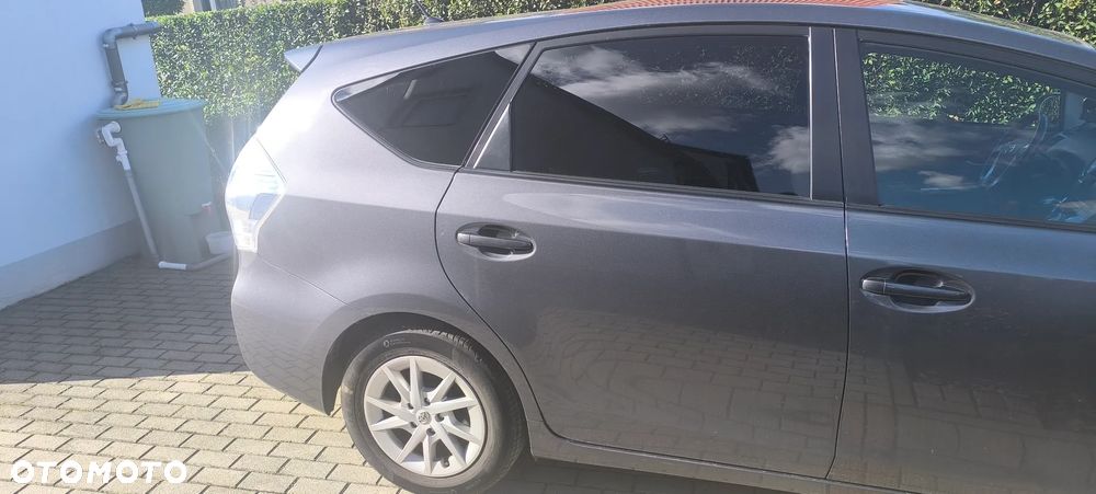 Toyota Prius+ (Hybrid) - 4