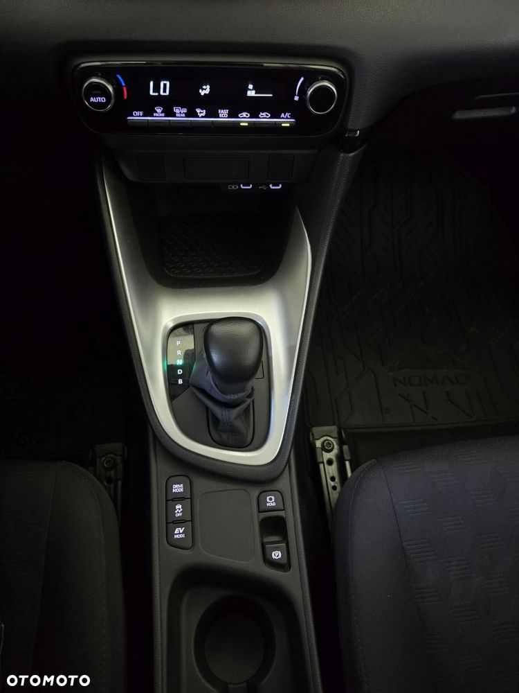 Toyota Yaris Hybrid 1.5 Comfort - 20