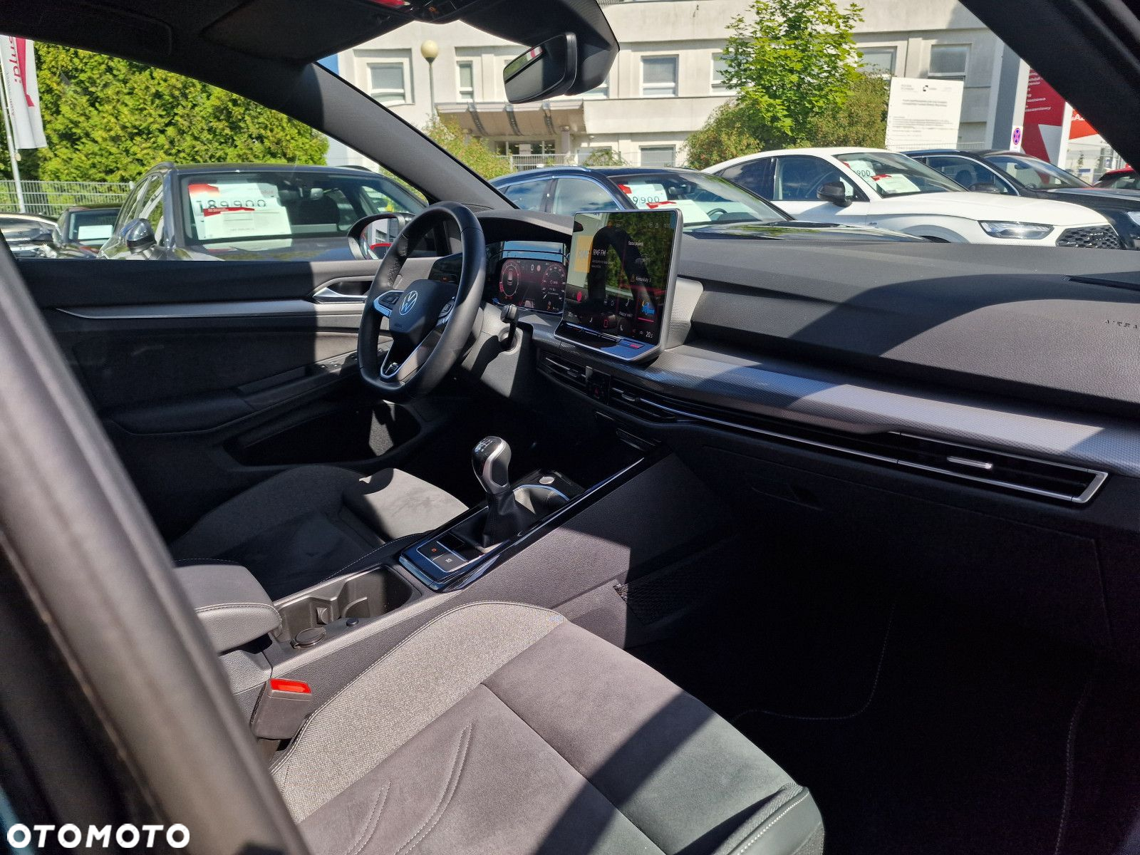 Volkswagen Golf - 15
