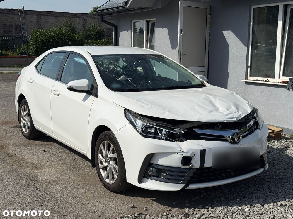 Toyota Corolla 1.6 Active - 5