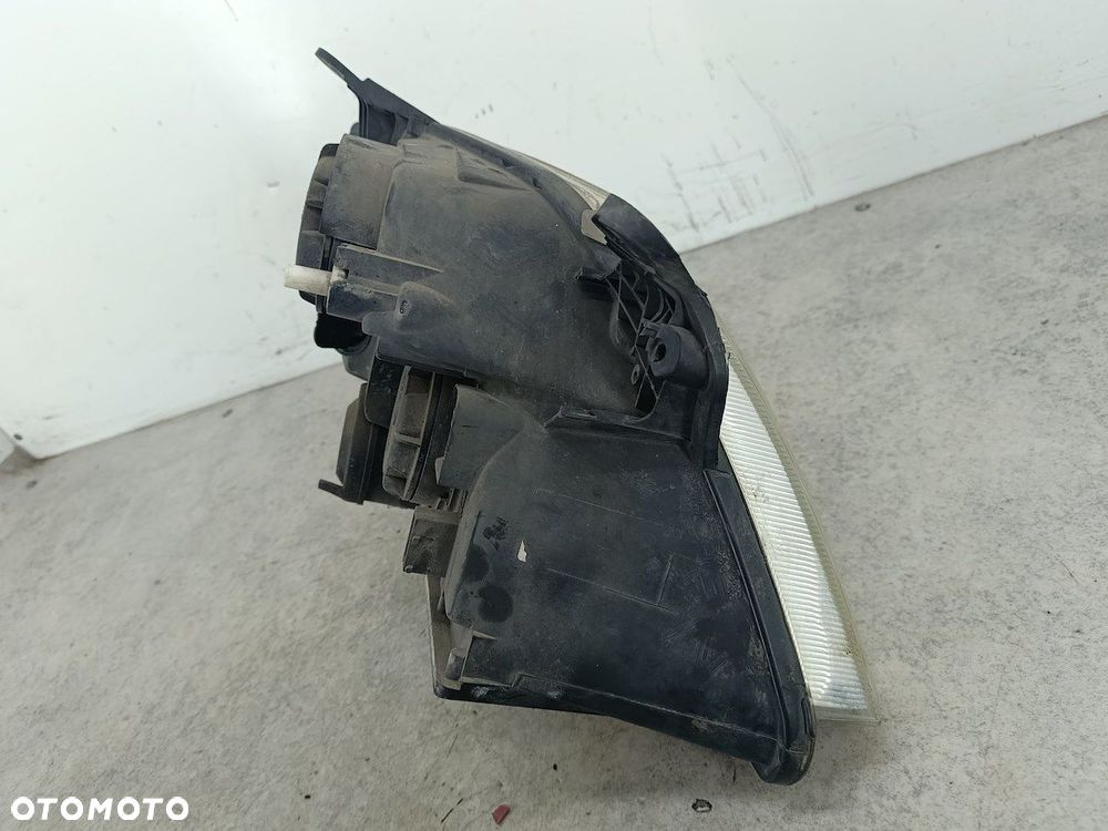 LAMPA PRZÓD LEWA OPEL MERIVA A VALEO - 8