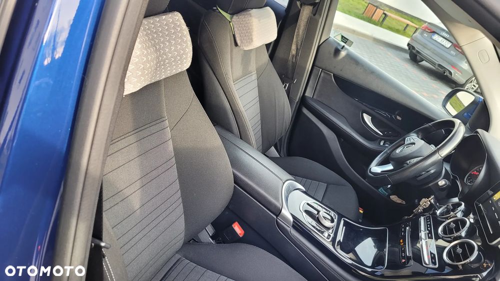 Mercedes-Benz GLC - 17